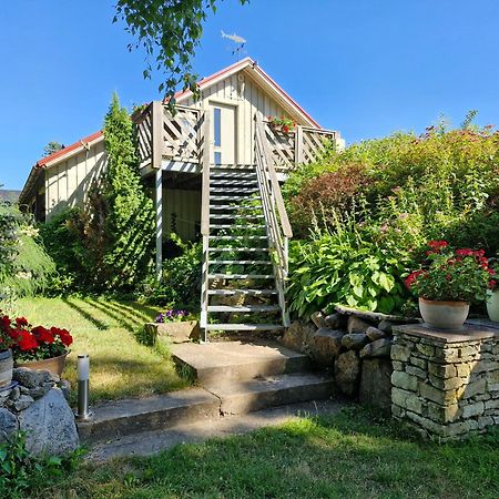 Piibelehe Guest Accommodation Kuressaare Exterior foto