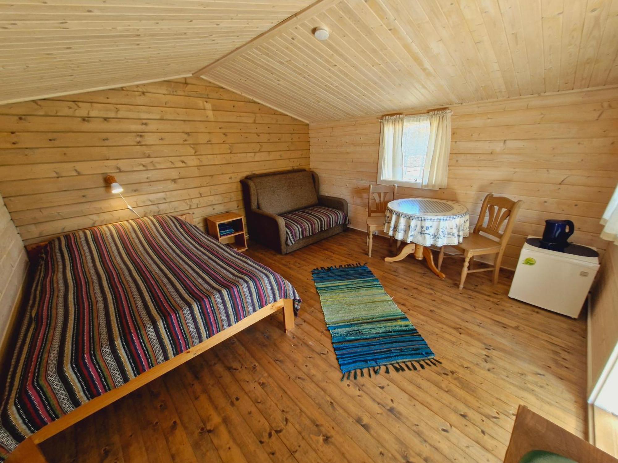 Piibelehe Guest Accommodation Kuressaare Exterior foto